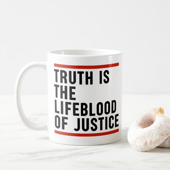 Sanningen är rättvisans livsblod kaffemugg (Med munk)