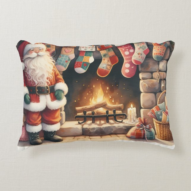 Santa by Fireplace jul Stockings Prydnadskudde (Framsidan)