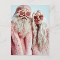 Santa Chic Mr. & Mrs. Claus Turn Head at Festival