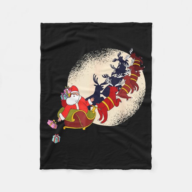 Santa Claus On Christmas Sleigh Pulled By Reindeer Fleecefilt (Framsidan)