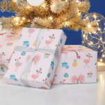 Santa Flamingo Pattern Roligt Rosa Tropiska julen Presentpapper<br><div class="desc">NewParkLane - Tropiskt papper julinsvällning,  med en roligt färglös mönster av rosa flamingo som bär julhattar,  med handflatan träd,  ananas och presenter,  mot  rosa. Checka ut den här samlingen för matchande artiklar! Har du någon särskild personlig design för önskemål? Kontakta mig gärna!</div>