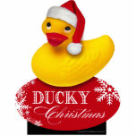 Santa för Ducky jul Rubber anka Stående Fotoskulptur<br><div class="desc">Vi önskar dig mycket Ducky jul och en gott nytt år! Denna gulliga gula Rubber Ducky Santa gör en rolig strumpastuffer! Matcha helgdagmiddagar pläterar, tillgängliga muggar, inbjudan och limbindningar. Kontakta mig, om du behöver speciell monogrammärkning på detta objekt eller önskar denna design som förläggas på en annan produkt: cheryl@cheryldanielsart.com. Design...</div>