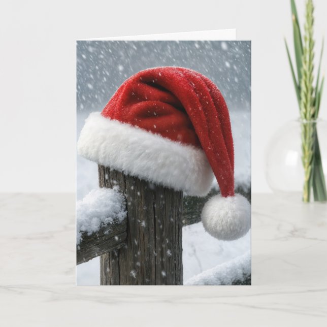 Santa Hat On a Snowy Fence Post Kort (Framsida)
