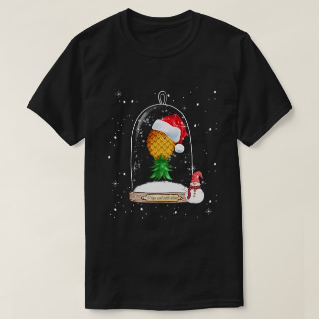 Santa Hat Swinger, upp och ned Pineapple Snö Globe T Shirt (Design framsida)