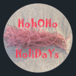 Santa HoHo God jul från Beach färg Runt Klistermärke<br><div class="desc">Santa HoHo God jul från Beach Stranden ger glädje åt människor som besöker havet för att få bra. Sand ger en naturlig känsla av att vara närmare och fäst vid denna värld. Santa HoHo God jul från Beach. Ett av de bästa sätten att skicka säsong hälsning till stranden är att...</div>