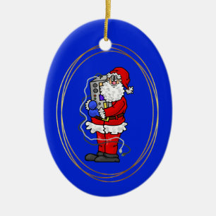 Santa Holding Hugga A Radio Jul Ornament