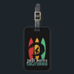 Santa Monica Beach California Retro Surfing Bagagebricka<br><div class="desc">Vintagens ritbordsdesign för surfare som surfar i kärlek och rider över havet vinkart. Coola sommar helgdag, påsklov varor för dem som njuter av hett sol, tropiskt väder, solbadning under handflatan träd. Grunge och misströstan till bäran medan du njuter av stranden party och sjunger runt brasan. Underbar souvenir, julklapp och födelsedagspresent...</div>