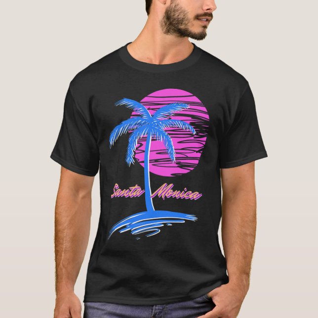 Santa Monica Beach Outrun 80s Aesthetic Vaporwave T Shirt (Framsida)
