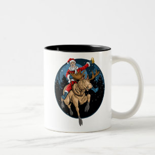 Santa Riding Moose Drinking Beer Två-Tonad Mugg