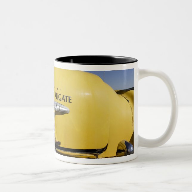 Santa Rosa, New Mexico,USA. Old Yello 2 Två-Tonad Mugg (Höger)