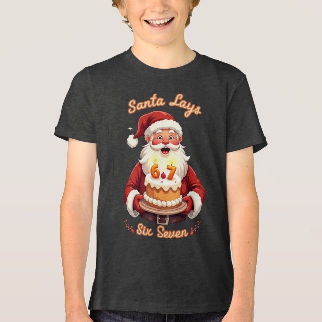 🎅Santa Says Six Seven Meme – Funny Santa Holding  T Shirt (Framsida)