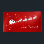 Santa Sleigh Red juletikett Fraktsedel<br><div class="desc">Anpassadets juletikett med vintertema Helgdagar som visar Jultomten i sitt slift med renar, vitt snöflingor på röd silkesbakgrund och anpassningsbar hälsning. Anpassa den med din egen text eller anpassa den ytterligare om du vill redigera layouten eller välja en annan etikett storlek. Utformning tillgänglig på olika julprodukter - hälsningskort, inbjudningar, frimärke...</div>