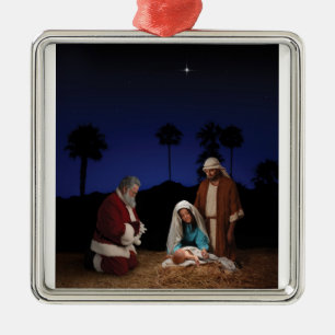 Santa som knäfaller på Nativity - kvadrera Julgransprydnad Metall
