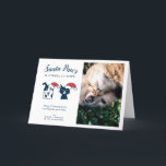 Santa Tassar | Jul Pet Photo Helgkort<br><div class="desc">Cute helgdag-fotokort för djurälskare och ägare. Byt ut mallfotot mot bild i pochen och/eller kattunge! Bredvid fotot står det "Santa Tassar kommer till stan" och sedan "God jul från vår förpackning till din förpackning." Det finns också en söt illustration av en hund och katt som bär julhattar. Tur och söt...</div>