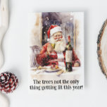 Santa Vin Älskare Funny Helgkort<br><div class="desc">Den här designen kan vara personlig i det område som tillhandahålls genom att ändra fotot och/eller text. Du kan också anpassa den genom att klicka på Anpassa den här mallen och sedan välja klicka för att anpassa ytterligare alternativ och ta bort eller ändra färg i bakgrunden, lägga till text, ändra...</div>