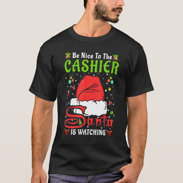 Santa Xmas Pajamas Be Nice To The Cashier Christma T Shirt (Framsida)