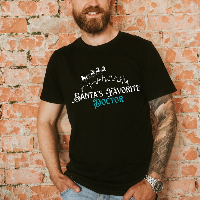 Santa's Favorite Doctor: Festive Christmas Tee (Skapare uppladdad)