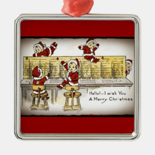 Santas hjälpredor på en Switchboard Julgransprydnad Metall