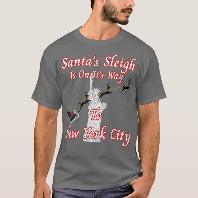 Santas Sleigh Is On Its Way To New York City Tee (Framsida)