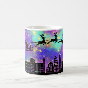 Santa's Sleigh och Reindeer som flyger över en sta Kaffemugg