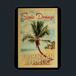 Santo Domingo palmträdvintage resor Magnet<br><div class="desc">Tryck för konst för unikt retro mitt--århundrade ett modernt Santo Domingo Dominikanska republiken i vintage resoraffischstil. Den presenterar en krökt palmträd på sandig strand med hav under en molnig himmel för blått.</div>
