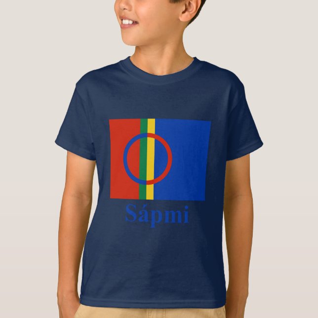 Sapmi flagga med namn i Saami T Shirt (Framsida)