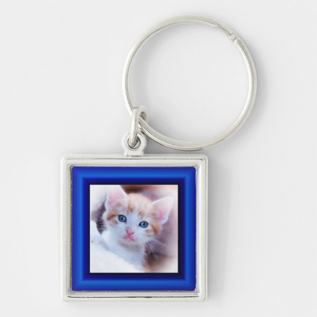 Sapphire Gräns Fyrkantig Silverfärgad Nyckelring (Framsidan)