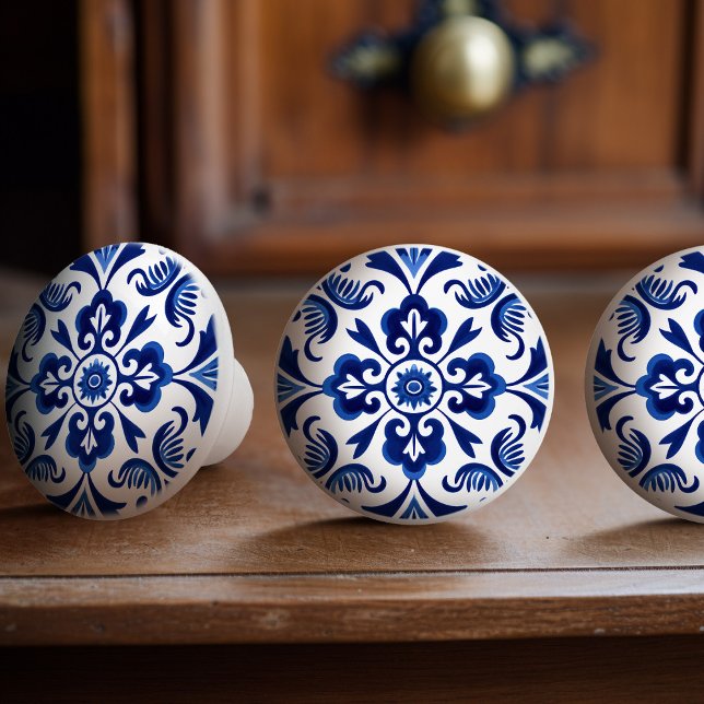 Sapphire Talavera Lissabon mönstrad keramisk desig Knopp (Skapare uppladdad)