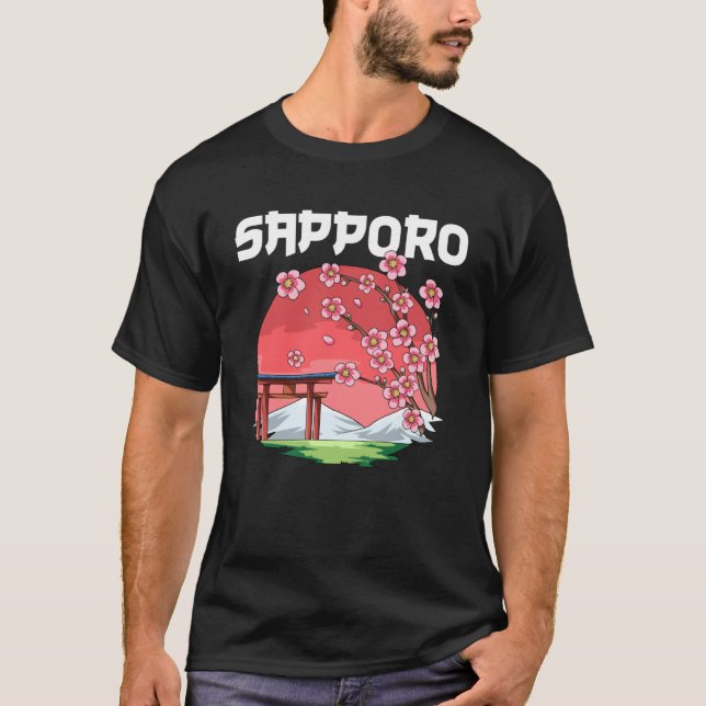 Sapporo Kyokujitsuki Sakura Japan T Shirt (Framsida)