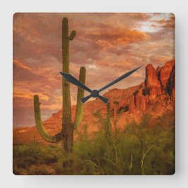 Saquaro Cactus Superstition Mountain Sunset Fyrkantig Klocka