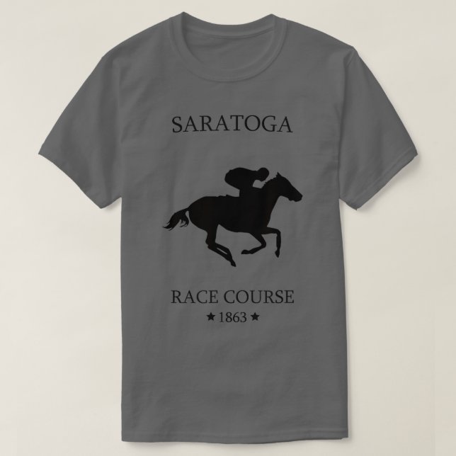 Saratoga New Yorks fullrasiga tävla av hästar T Shirt (Design framsida)