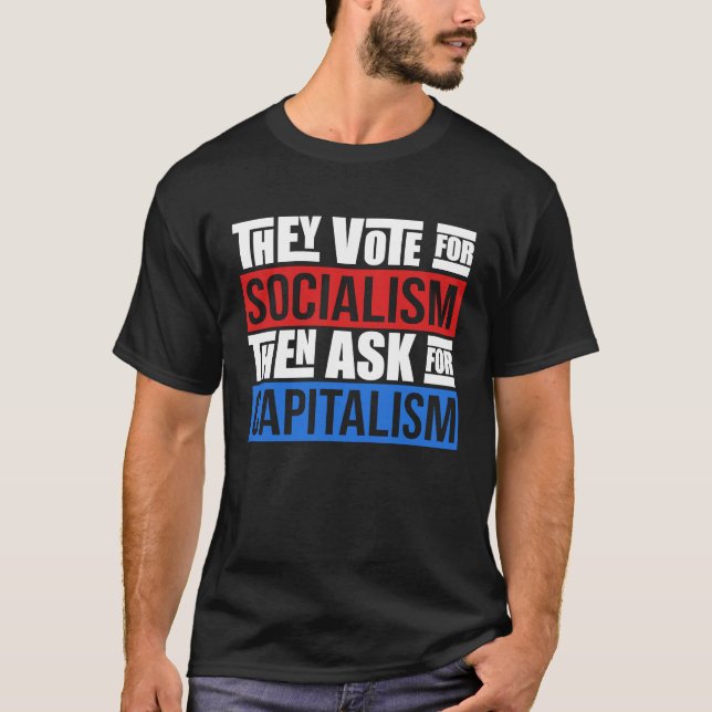 Sarcastic Facts Of Capitalism Artwork T Shirt (Framsida)