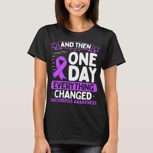 Sarcoidosis Awareness Warrior Survivor Ribbon T Shirt (Framsida)