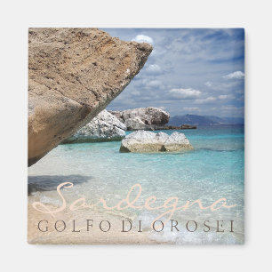 Sardinia strand med den stora stentextmagneten magnet