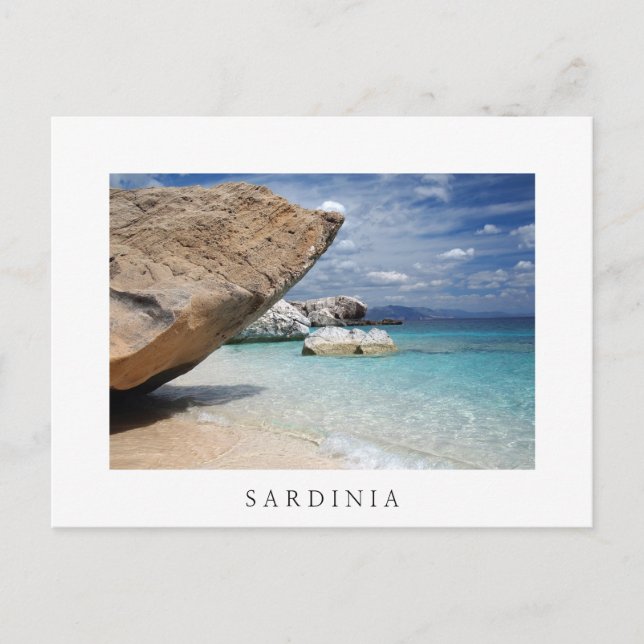 Sardinia strand med den stora stenvitvykortet vykort (Framsida)