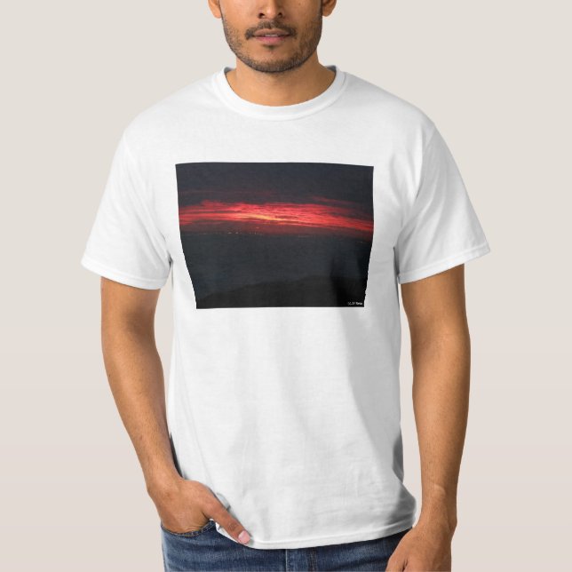 Säregn men vacker solnedgång t shirt (Framsida)