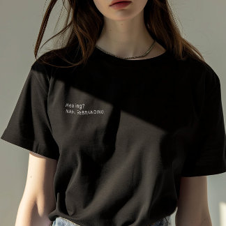 Sarkastic Quote "Ljuger? Nej. Rebranding." Woman T Shirt