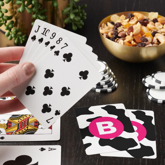Särpräglad kofläcksmonogram i rosa casinokort (På plats)