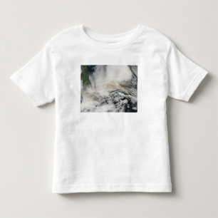 Sarychev maximalt blåsa över havet av Okhotsk Tee Shirt