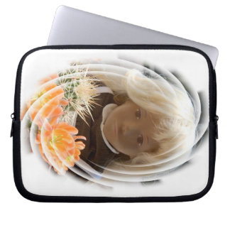 Sasha Morgenthaler no navel Laptop Schutzhüllen Fodral