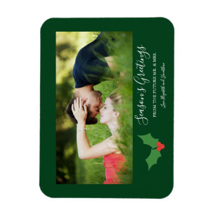 Säsongsgreetings Holly Engaged Couple Magnet