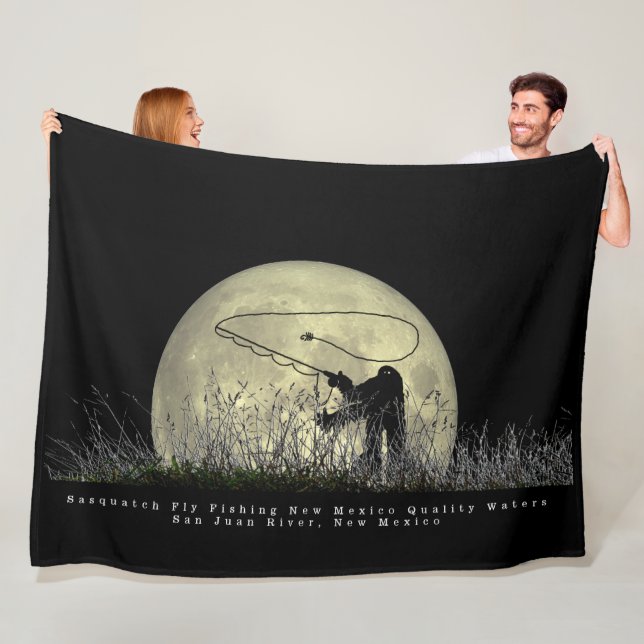 Sasquatch Flygfiske Fleece Blanket (På plats)