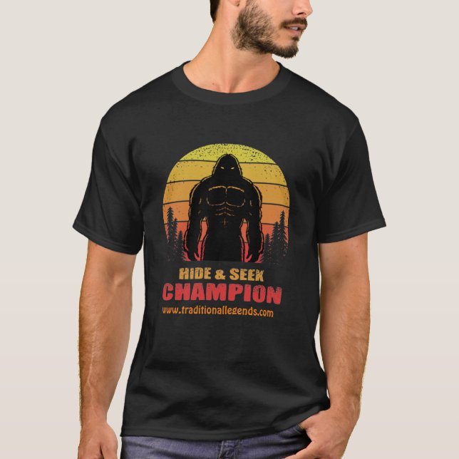 Sasquatch Göm och sök T Shirt (Framsida)