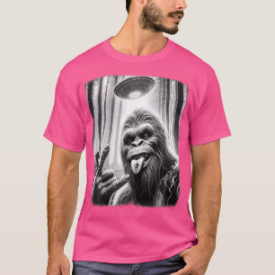 Sasquatch Selfie Big Foot Sten på Ufo Alien Funny T Shirt