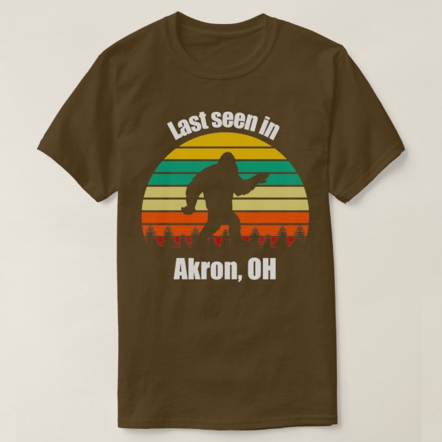 Sasquatch Seti, senast i Akron Ohio, som sitter i  T Shirt (Design framsida)