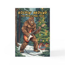 Sasquatch som rockar runt julgranen