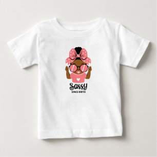 Sassig bebis-tjejskjorta med afro och solglasögon t shirt