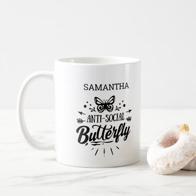Sassy Funny Girly Anti Social Butterfly Kaffemugg (Med munk)