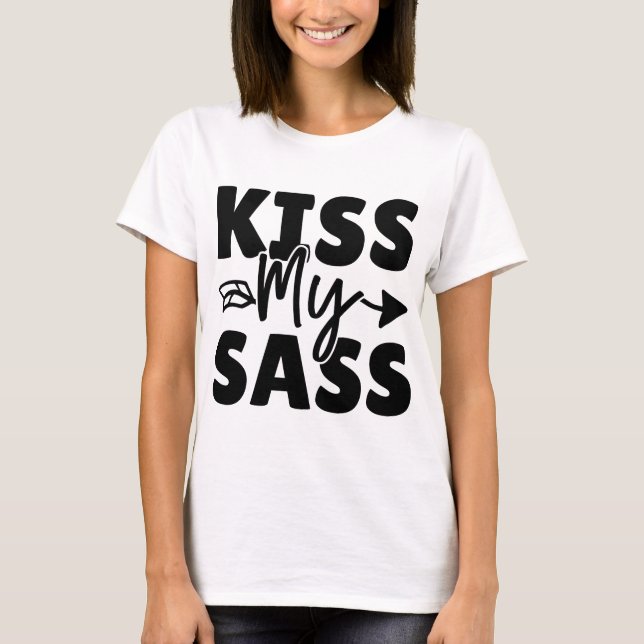 Sassy Graphic Tee med attityd (Framsida)