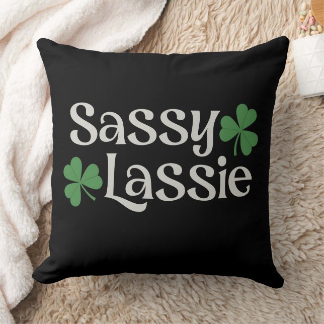 Sassy Lassie St patrick's day Irish Girl Shamrock Kudde (Filt)